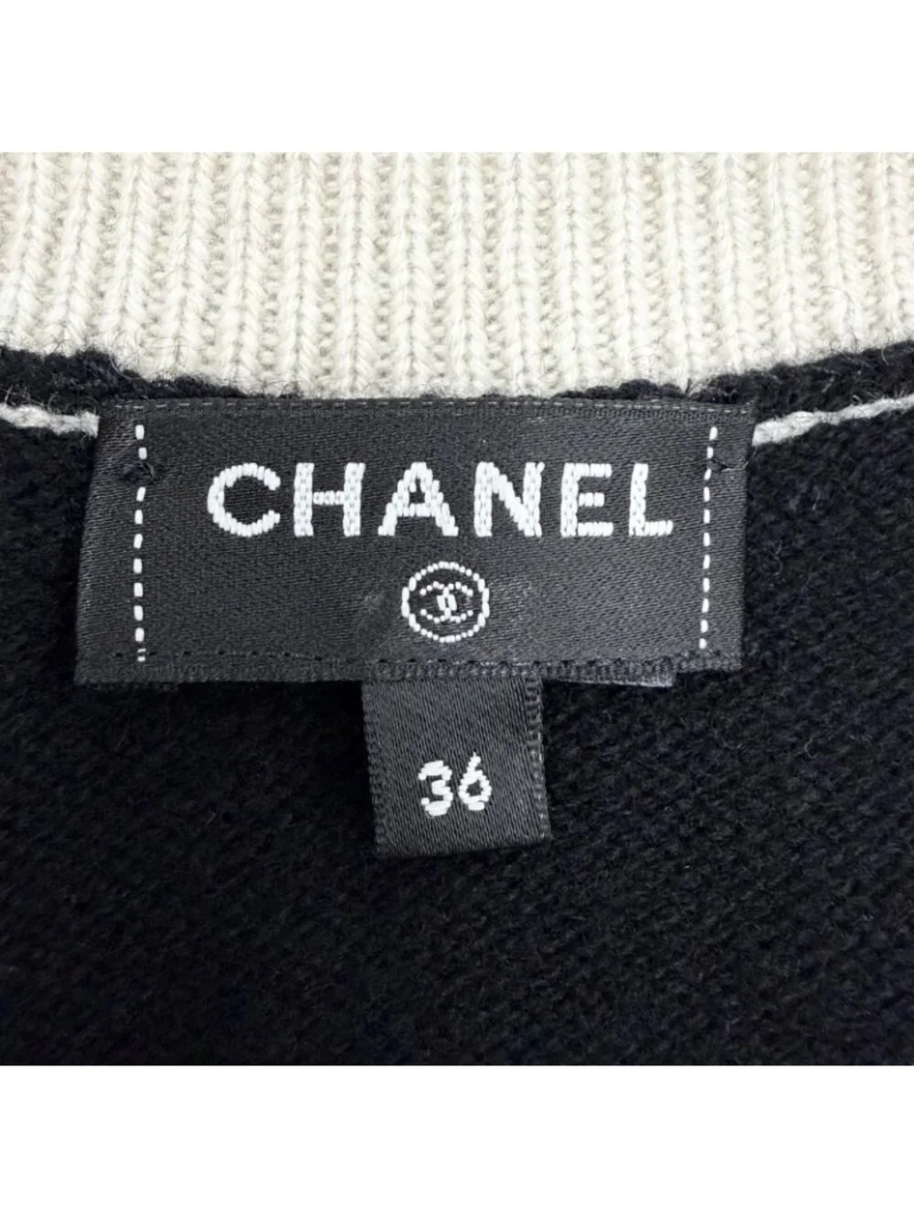 Chanel Cashmere Ribbon CC Logo Button Set 36 UK
